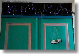 images/Europe/Croatia/Rovinj/Misc/sign-door-n-pin-lights.jpg