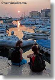 images/Europe/Croatia/Rovinj/People/couple-by-sunset-harbor.jpg