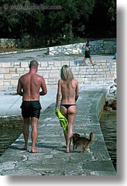 images/Europe/Croatia/Rovinj/People/man-n-blond-woman-walking.jpg
