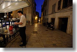 images/Europe/Croatia/Rovinj/Restaurants/outdoor-restaurant-at-nite-1.jpg