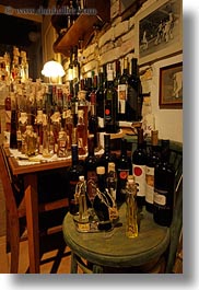 images/Europe/Croatia/Rovinj/Restaurants/wine-bottles.jpg