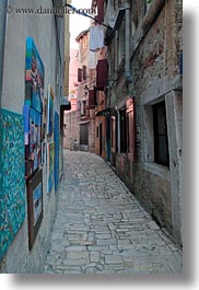 images/Europe/Croatia/Rovinj/Streets/narrow-cobblestone-street.jpg
