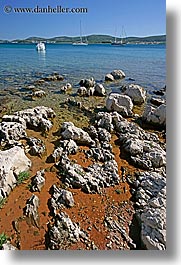 images/Europe/Croatia/Scenics/rocky-shoreline-3.jpg