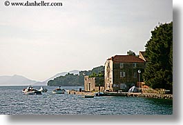 images/Europe/Croatia/Sipan/Misc/bldgs-n-boats.jpg