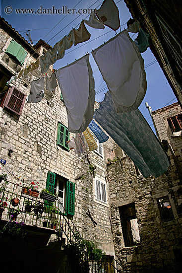 hanging-laundry-1.jpg