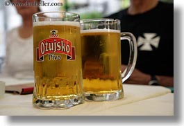 images/Europe/Croatia/Trogir/Miscellaneous/ozujskio-draft-beer.jpg