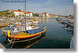 images/Europe/Croatia/Ugljan/boats-in-harbor-09.jpg