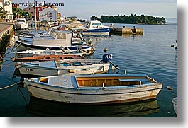 images/Europe/Croatia/Ugljan/boats-in-harbor-10.jpg