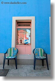 images/Europe/Croatia/VeliLosinj/chairs-n-blue-wall-n-window-1.jpg