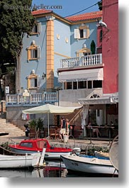 images/Europe/Croatia/VeliLosinj/veli_losinj-harbor-n-bldgs-7.jpg