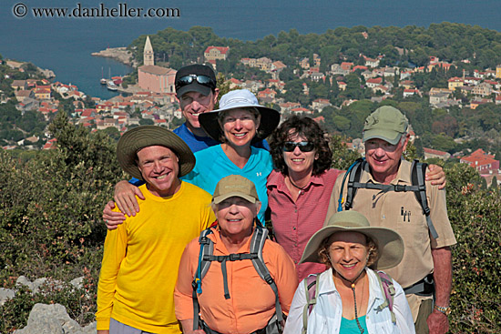 group-photo-by-losinj-2.jpg