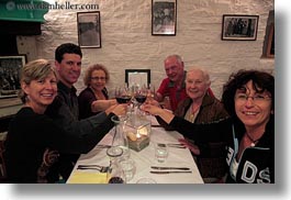 images/Europe/Croatia/WtGroupIstria2009/Group/group-toasting-at-dinner-6.jpg