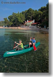 images/Europe/Croatia/WtGroupIstria2009/HelenePatrick/helene-n-patrick-kayaking-2.jpg