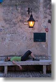 images/Europe/Croatia/WtGroupIstria2009/HelenePatrick/helene-reclining-by-street_lamp-1.jpg