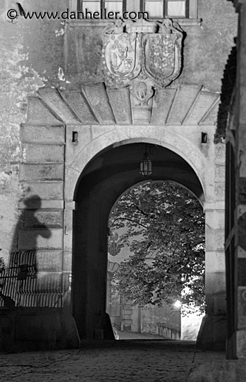 castle-tunnel-bw.jpg