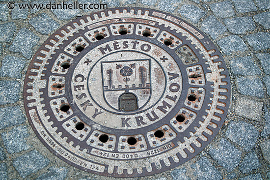 cesky-manhole.jpg