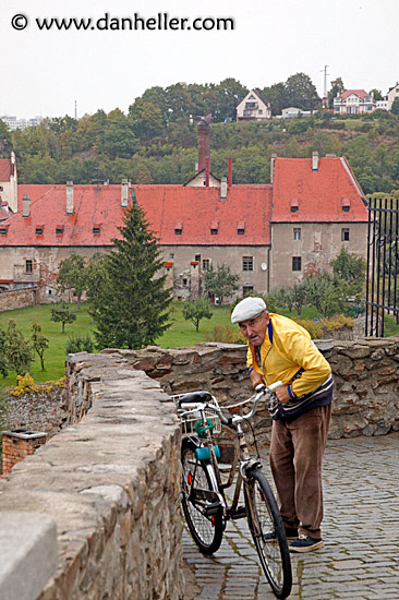 cesky-man-n-bike.jpg