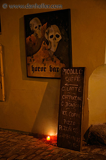 horror-bar.jpg