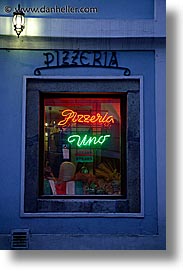 images/Europe/CzechRepublic/CeskyKrumlov/Shops/pizzeria-uno-eve.jpg
