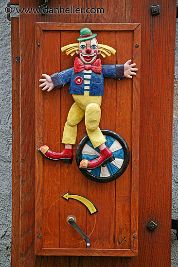 wood-clown.jpg