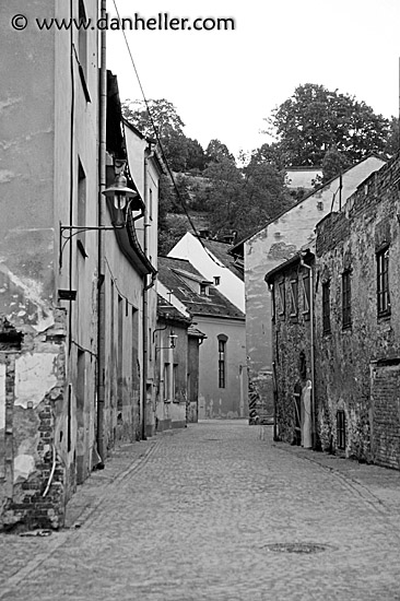 cesky-street-2-bw.jpg