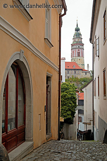 cesky-tower-3.jpg