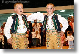 images/Europe/CzechRepublic/Dance/boy-dancers-3.jpg