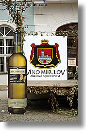 images/Europe/CzechRepublic/Mikulov/mikulov-wine-sign.jpg