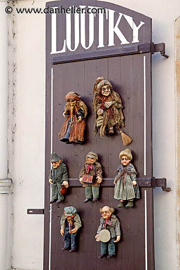 czech-puppets-6b.jpg