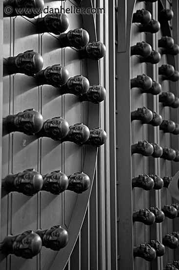 head-knobs-6-bw.jpg