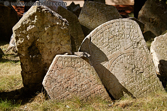 jewish-graves-06.jpg