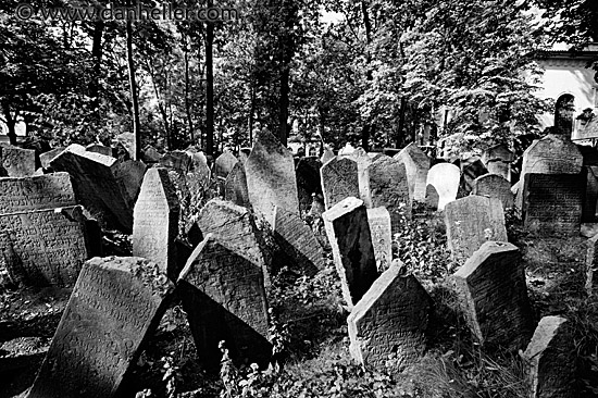 jewish-graves-18.jpg