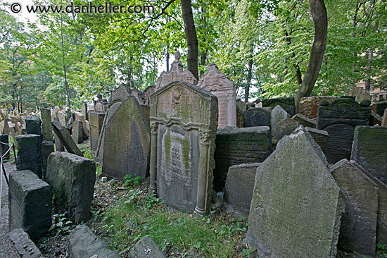 jewish-graves-24.jpg