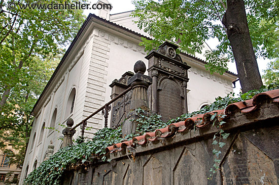 jewish-graves-27.jpg