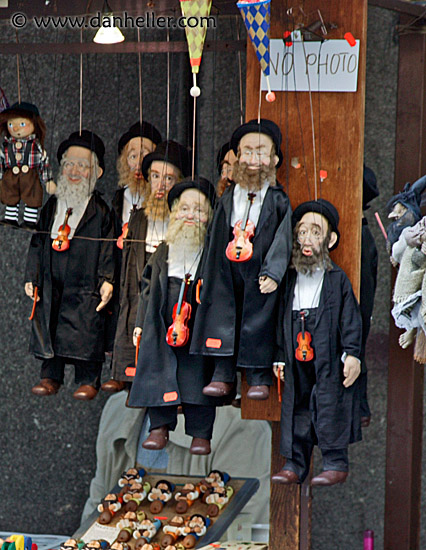 jewish-puppets.jpg