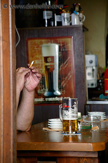 ciggie-n-beer.jpg