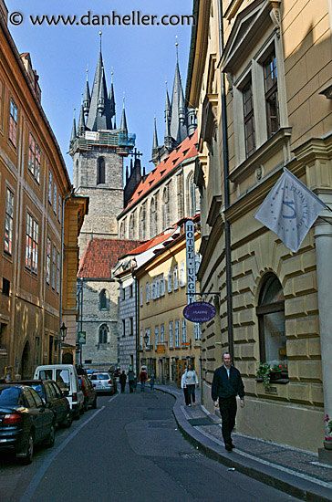 prague-str-1.jpg