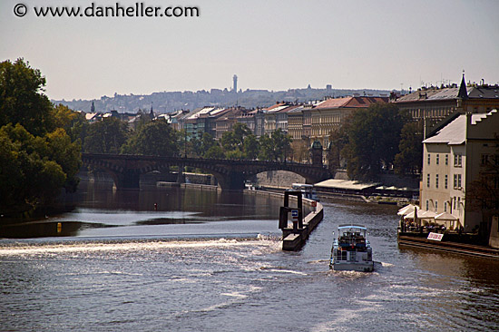 vltava-cruising-1.jpg