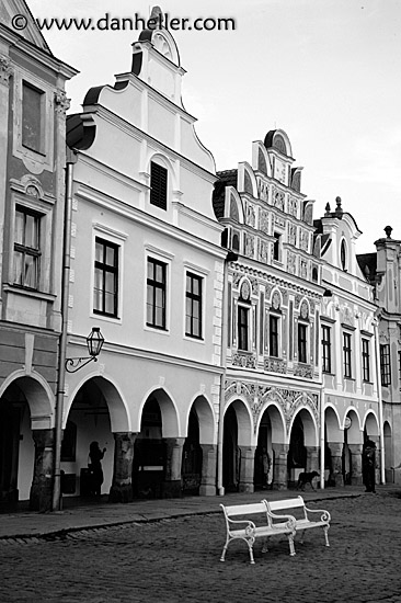 telc-bw-1.jpg