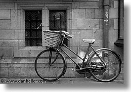 images/Europe/England/Cambridge/Streets/bicycles-5-bw.jpg