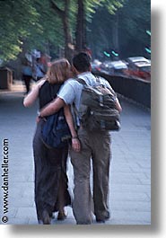 images/Europe/England/London/People/sidewalk-couple.jpg