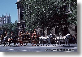 images/Europe/England/London/Streets/horse-carriage-2.jpg