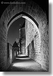 images/Europe/France/Carcassonne/castle-alley-nite-2.jpg