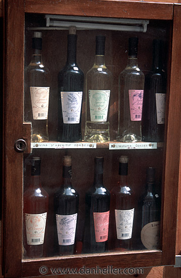 wine-cabinet.jpg