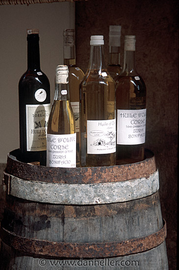 wine-on-barrel.jpg