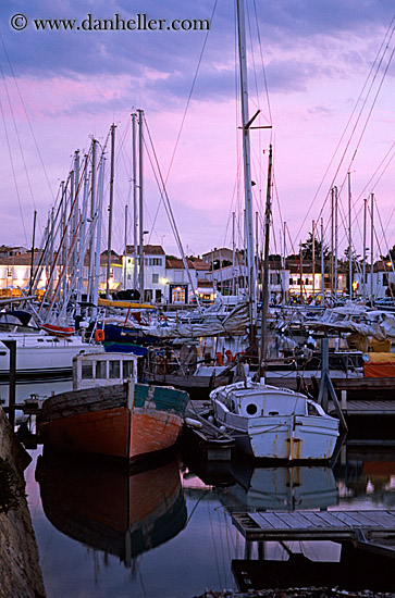 ile_de_re-nite-harbor-3.jpg