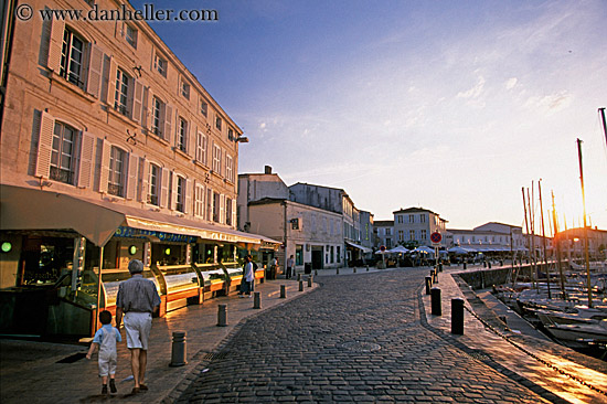 ile_de_re-sidewalk-3.jpg