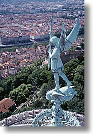 images/Europe/France/Lyon/statue.jpg