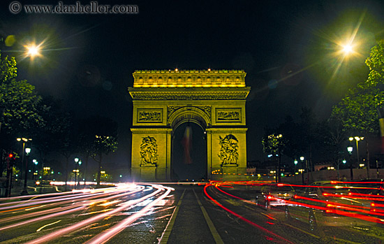 arc_de_triomphe-n-nite-traffic-3.jpg