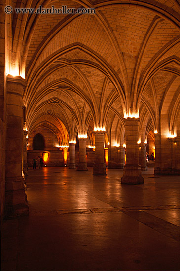 conciergerie-interior.jpg